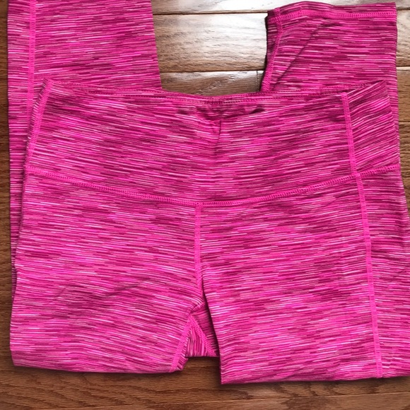Pink Athleta Capri Leggings - Picture 4 of 10